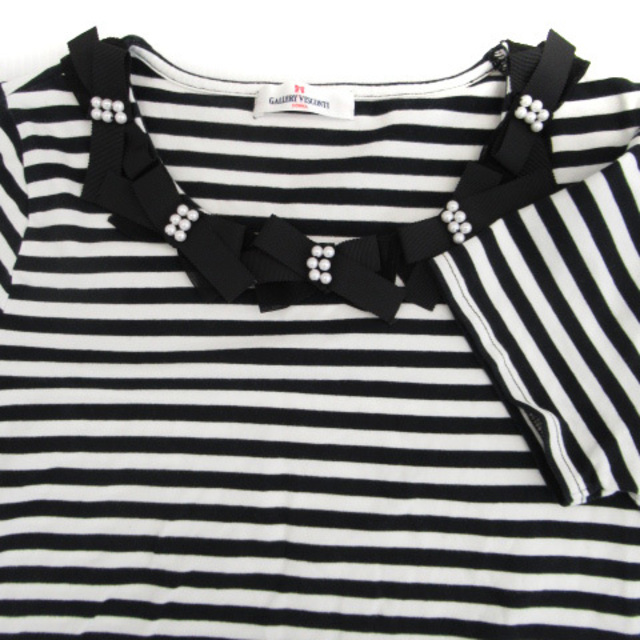 GALLERY VISCONTI(ギャラリービスコンティ)のギャラリービスコンティ Tシャツ カットソー ボーダー柄 リボン 3 黒 レディースのトップス(Tシャツ(半袖/袖なし))の商品写真