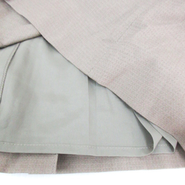 fredy(フレディ)のフレディ エミュ フレアスカート ひざ丈 36 カーキ /FF43 レディースのスカート(ひざ丈スカート)の商品写真