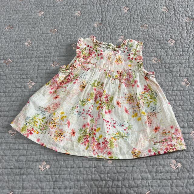 NEXT(ネクスト)のネクスト　next 小花柄　チュニック　トップス　ワンピース　9-12m キッズ/ベビー/マタニティのベビー服(~85cm)(シャツ/カットソー)の商品写真