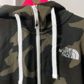 THE NORTH FACE - 専用 値下げ ノースフェイス 迷彩柄 パーカー Sの