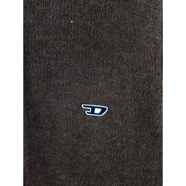 DIESEL(ディーゼル)のDIESEL(ディーゼル) 中国製 胸ロゴ ジップアップウールドライバーズニット メンズのトップス(ニット/セーター)の商品写真