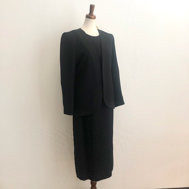 NINA RICCI(ニナリッチ)のNINA RICCI Ceremonie/black/jacket&dress レディースのフォーマル/ドレス(礼服/喪服)の商品写真