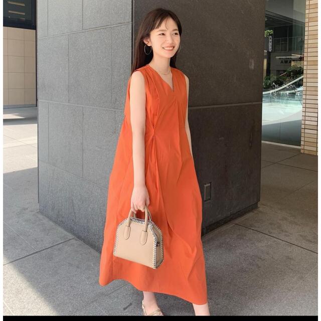 cara katrin TOKYO  tuck sun-dress オレンジ レディースのワンピース(ロングワンピース/マキシワンピース)の商品写真