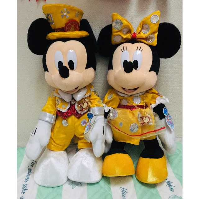 Disney(ディズニー)のディズニーリゾート巨大ぬいぐるみペア♡超お得で激レア♫出品最終日早い者勝ち！ エンタメ/ホビーのおもちゃ/ぬいぐるみ(ぬいぐるみ)の商品写真