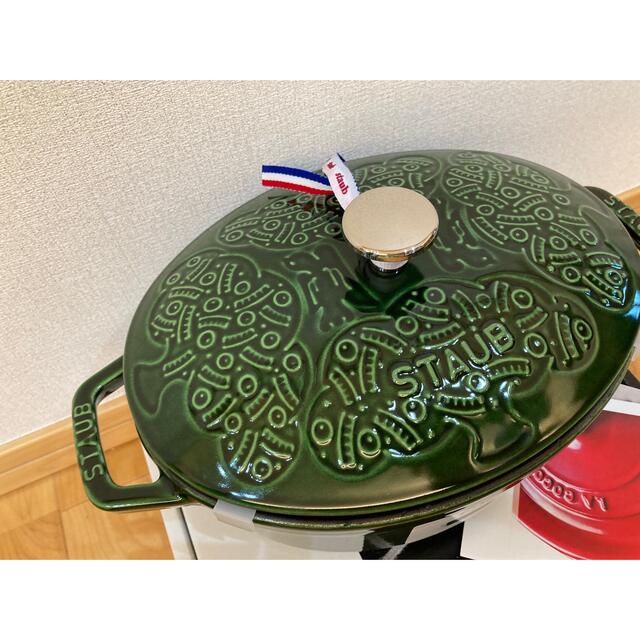 【激安アウトレット!】 STAUB - ミナペルホネン ココットオーバル バジルグリーン 【新品未使用】staub 鍋/フライパン