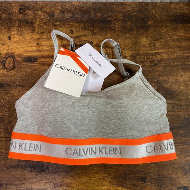 Calvin Klein(カルバンクライン)のカルバンクライン　ブラトップ　S レディースの下着/アンダーウェア(ブラ)の商品写真