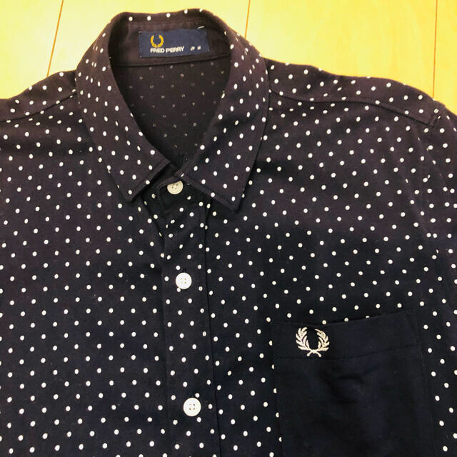 FRED PERRY(フレッドペリー)のフレットペリー　JP   半袖シャツ レディースのトップス(シャツ/ブラウス(半袖/袖なし))の商品写真