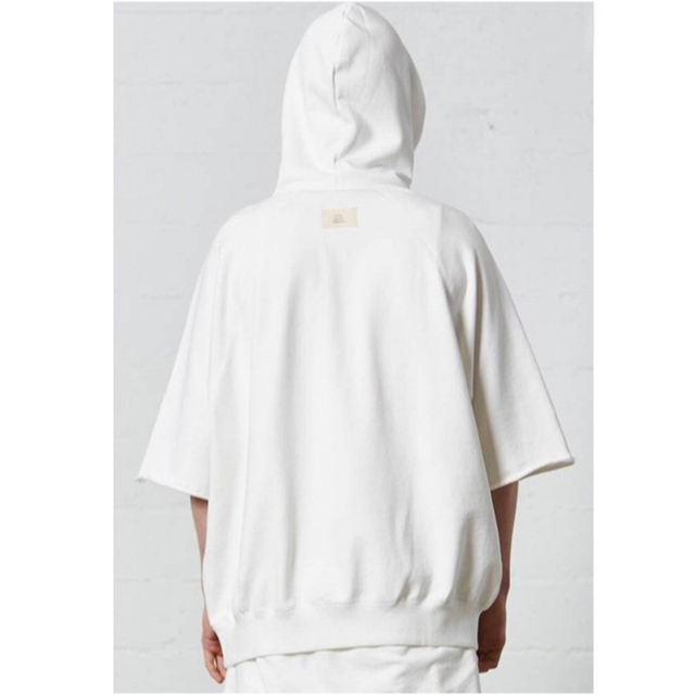 FEAR OF GOD(フィアオブゴッド)のSサイズ　新品　正規品　FOG FEAR OF GOD カットオフ　パーカー メンズのトップス(パーカー)の商品写真