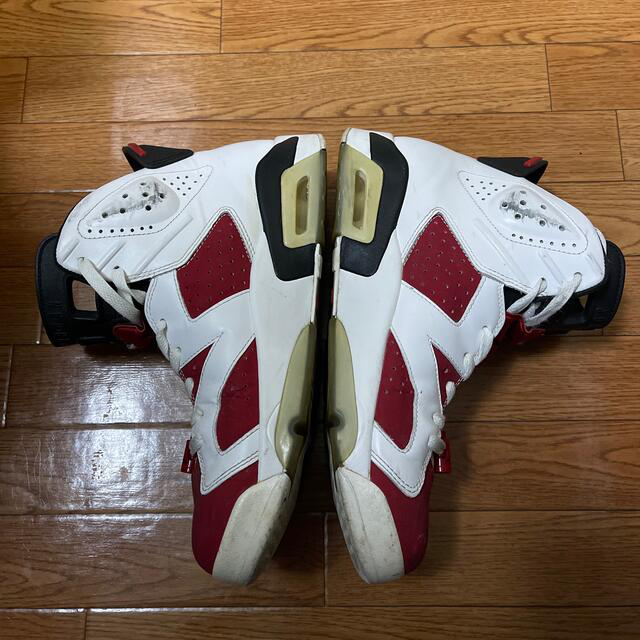 NIKE(ナイキ)のNIKE AIR JORDAN 6 RETRO CARMINE (2014)  メンズの靴/シューズ(スニーカー)の商品写真