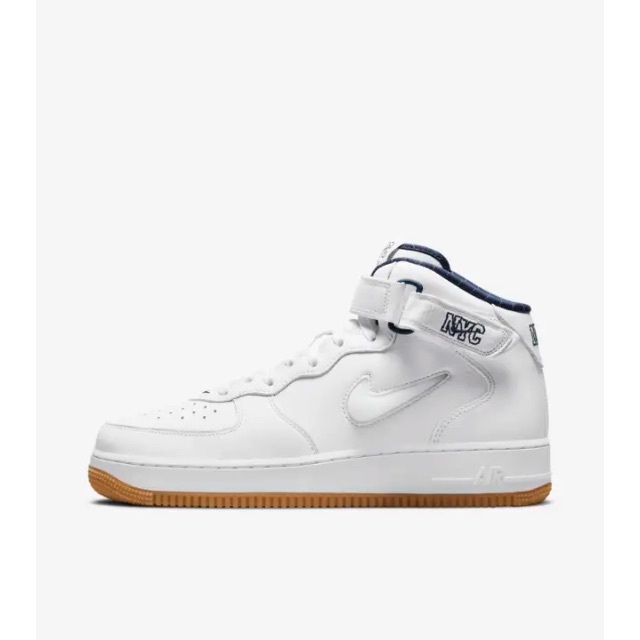 NIKE AIR FORCE 1 MID NYC