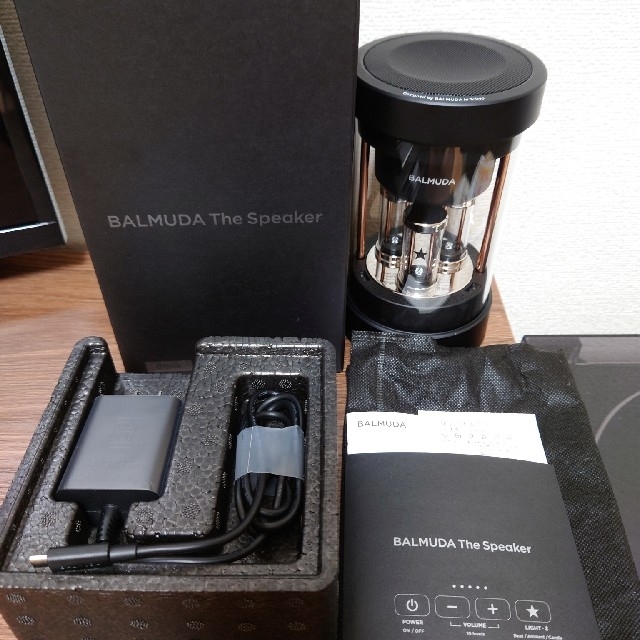 BALMUDA(バルミューダ)のBALMUDA The Speaker　バルミューダ　Bluetoothスピーカ スマホ/家電/カメラのオーディオ機器(スピーカー)の商品写真