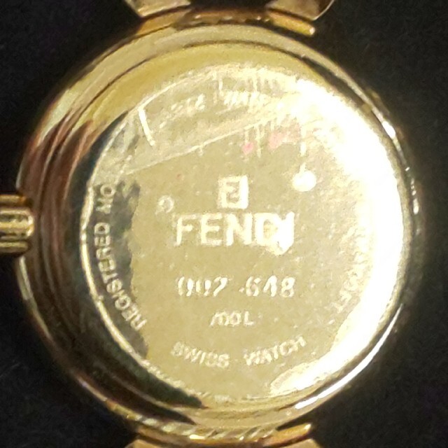 美品】FENDI クォーツ時計 700Lゴールド 美品】FENDI クォーツ時計 700Lゴールド