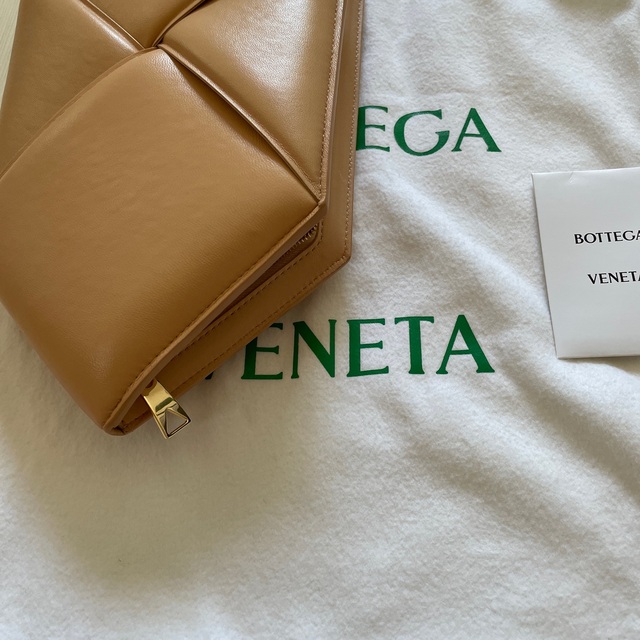 BOTTEGA VENETA ボッテガべネタ　入手困難