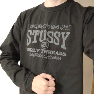 ステューシー(STUSSY)のステューシーSSロゴSTUSSY長袖TシャツBURLY THREADS黒ロンT(Tシャツ/カットソー(七分/長袖))