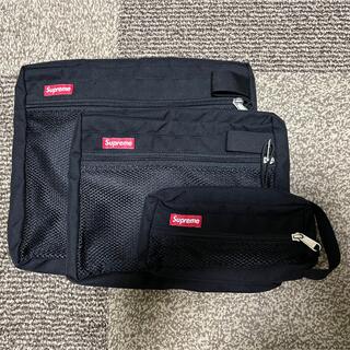 シュプリーム(Supreme)のSupreme 16AW Mesh Organizer Bags(セカンドバッグ/クラッチバッグ)