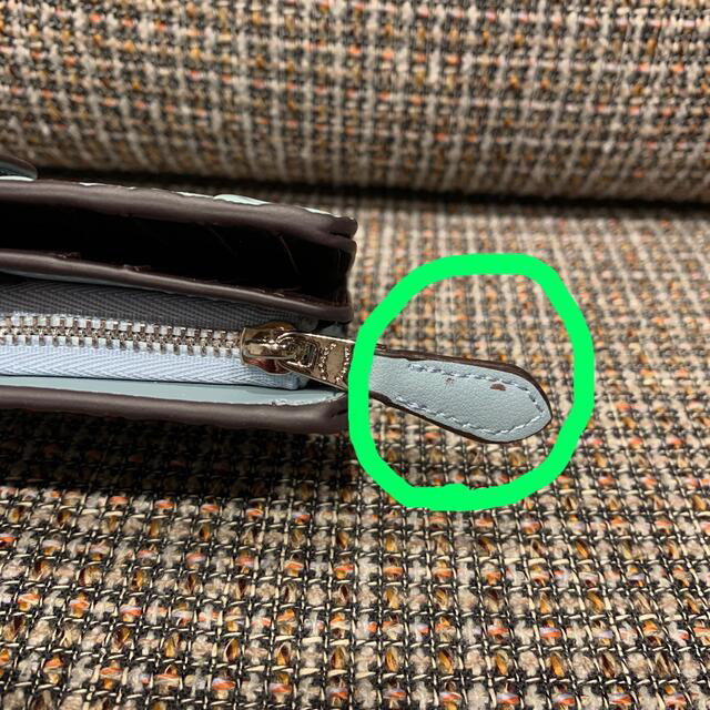 COACH - 訳あり品 コーチ 二つ折り財布 ブルー エナメル 水色の通販 by ...