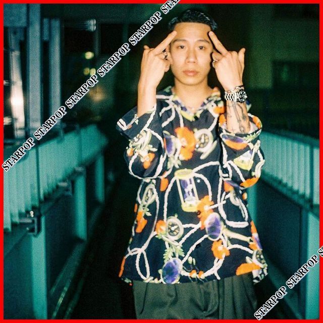 Supreme(シュプリーム)のTIGHTBOOTH IN FOCUS SHIRT Black メンズのトップス(シャツ)の商品写真