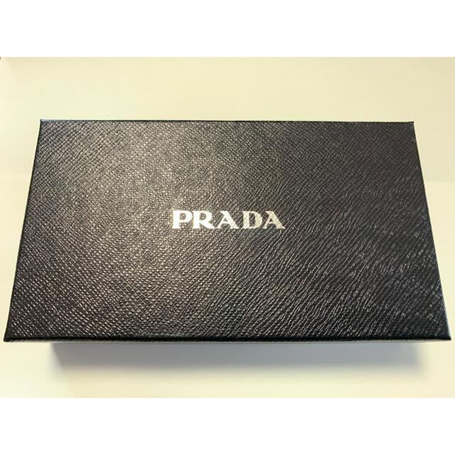 PRADA(プラダ)のPRADA 財布 レディースのファッション小物(財布)の商品写真