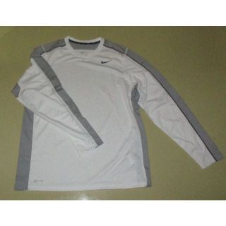 ナイキ(NIKE)のNIKE　DRI-FIT　XL(Tシャツ/カットソー(七分/長袖))