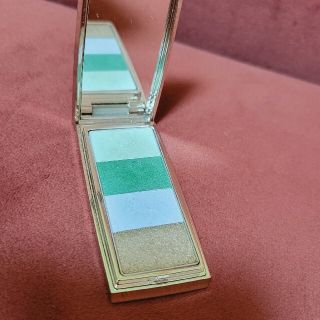 アールエムケー(RMK)の値下げ！美品✩.*˚グリーン系シャドウ(アイシャドウ)