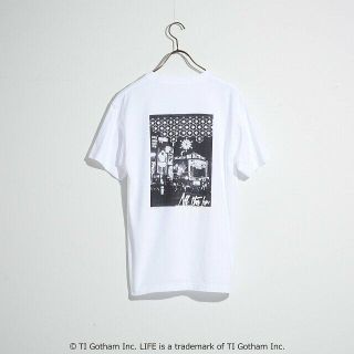 ノミネ(Nomine)の【ホワイト系その他3】【別注】 LIFEプリントTシャツ(カットソー(長袖/七分))