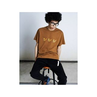 ゴーサンゴーイチプールオム(5351 POUR LES HOMMES)の【ブラウン】【5/】5/5/5/ Tシャツ(その他)