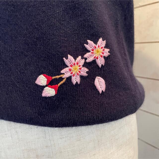 KEITA MARUYAMA TOKYO PARIS(ケイタマルヤマ)の美品　ケイタマルヤマ　手刺繍　桜　ニット　ネイビー　アンダーカバー　マルニ レディースのトップス(ニット/セーター)の商品写真