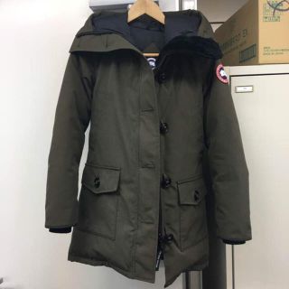 カナダグース(CANADA GOOSE)の※本日のみお値下げ※  ほぼ新品 カナダグース  レディース  カーキ色(ダウンコート)