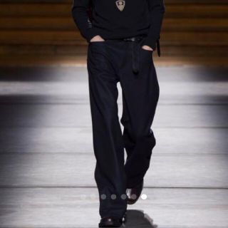 DRIES VAN NOTEN(ウール ・ スラックス)のフリマアイテム一覧 DRIES VAN NOTEN(ウール ・ スラックス)のフリマアイテム一覧