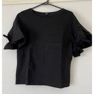 ユニクロ(UNIQLO)のUNIQLO 袖フリルトップス(Tシャツ(半袖/袖なし))