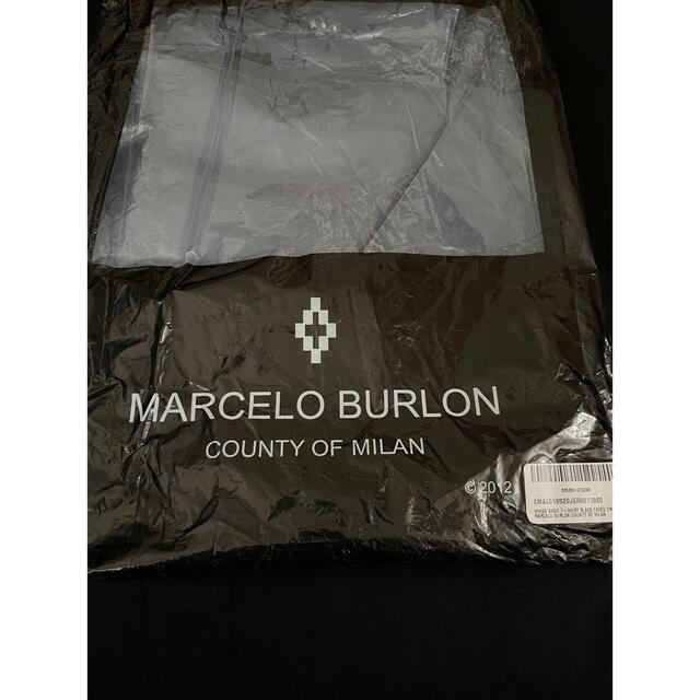 MARCELO BURLON(マルセロブロン)の新品　MARCELO BURLON マルセロバーロン　フェザー　Tシャツ　M メンズのトップス(Tシャツ/カットソー(半袖/袖なし))の商品写真