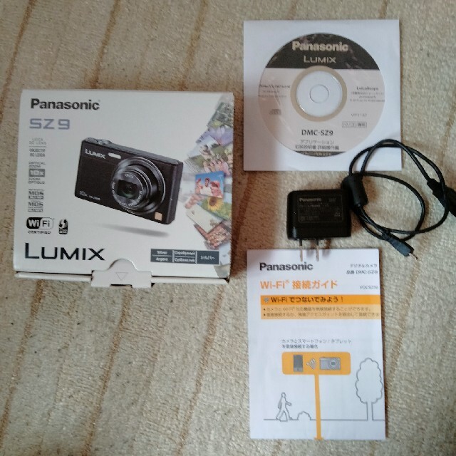 Panasonic(パナソニック)のPanasonic LUMIX SZ DMC-SZ9-S スマホ/家電/カメラのカメラ(コンパクトデジタルカメラ)の商品写真