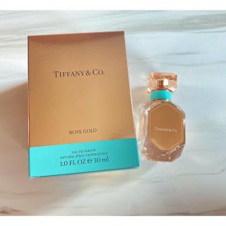 ティファニー(Tiffany & Co.)のティファニー　ローズゴールドオードパルファム30ml 香水　(香水(女性用))