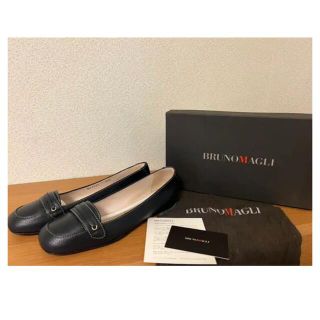 ブルーノマリ(BRUNOMAGLI)のほぼ新品/定価45000円 ブルーノマリ BRUNOMAGLI パンプス(ハイヒール/パンプス)