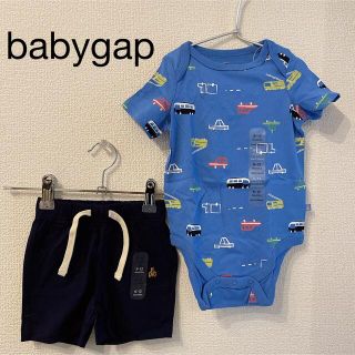 ベビーギャップ(babyGAP)の新品 babygap ハーフパンツ ロンパース セット ネイビー 車柄70(ロンパース)