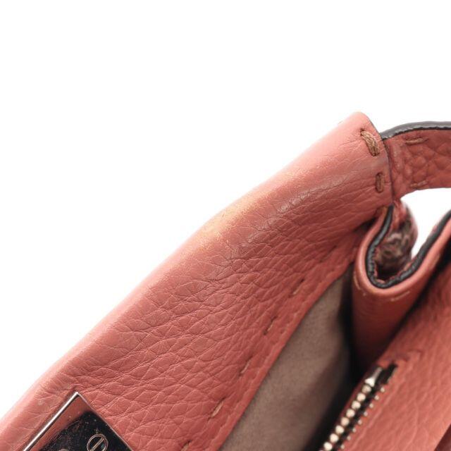 FENDI(フェンディ)のピーカブー レギュラー セレリア ハンドバッグ　パイソン　ピンク　2WAY レディースのバッグ(ハンドバッグ)の商品写真