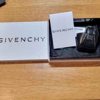 ジバンシィ(GIVENCHY)のGIVENCHY airpods ケース(その他)