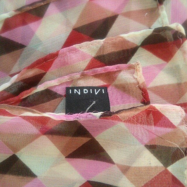 INDIVI(インディヴィ)のINDIVIのスカーフ レディースのファッション小物(バンダナ/スカーフ)の商品写真