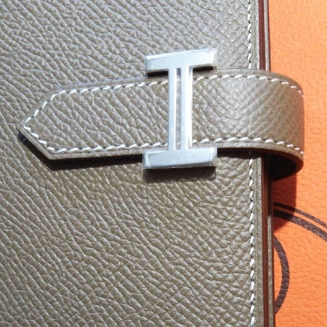 Hermes(エルメス)のHERMES   エルメス ベアン 長財布 レディースのファッション小物(財布)の商品写真