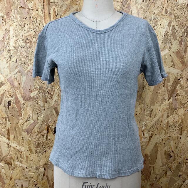 AVIREX(アヴィレックス)のAVIREX アビレックス グレー　Tシャツ  Sサイズ メンズのトップス(Tシャツ/カットソー(半袖/袖なし))の商品写真