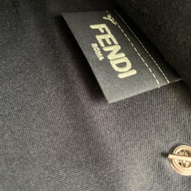 FENDI(フェンディ)の週末値下げ‼️フェンディ   ショルダーバッグ レディースのバッグ(ショルダーバッグ)の商品写真