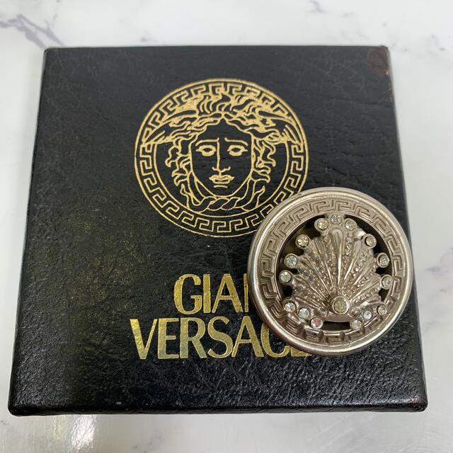 VERSACE　ヴェルサーチ ブローチ　シルバー　ヴィンテージ　ストーン