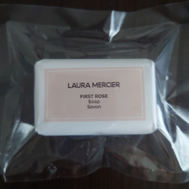 laura mercier(ローラメルシエ)のローラメルシエ ソープ FIRST ROSE コスメ/美容のボディケア(ボディソープ/石鹸)の商品写真