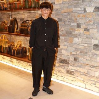 コムデギャルソンオムプリュス(COMME des GARCONS HOMME PLUS)のコムデギャルソンオムプリュス ツータック ポリエステル縮絨パンツ(スラックス)