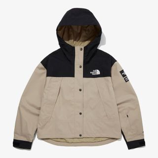 ザノースフェイス(THE NORTH FACE)の最新モデル　新品　ノースフェイス  マウンテンパーカー　ベージュ　レディースL(ナイロンジャケット)