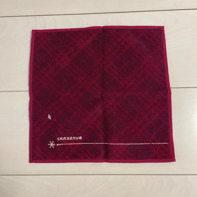 BURBERRY(バーバリー)の⭐️再値下げ⭐️新品⭐️バーバリー　タオルハンカチ レディースのファッション小物(ハンカチ)の商品写真