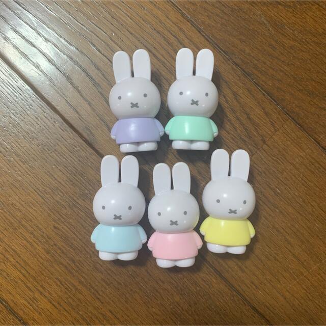 ミッフィー パステルカラー フィギュア 5体セット エンタメ/ホビーのおもちゃ/ぬいぐるみ(キャラクターグッズ)の商品写真