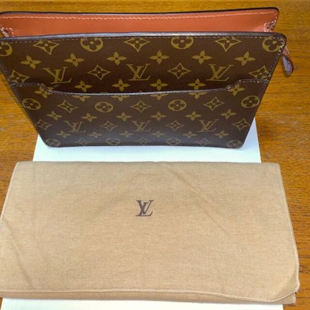 ルイヴィトン(LOUIS VUITTON) セカンド クラッチバッグ