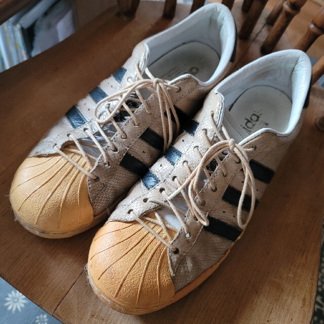 アディダスadidas　スーパースターSUPERSTAR27