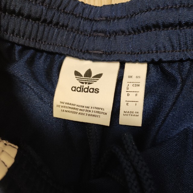 adidas(アディダス)のadidas　アディカラー　アディブレイク　クラシックス　トラックパンツ レディースのパンツ(その他)の商品写真